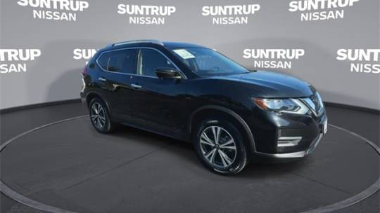 2020 nissan rogue sv