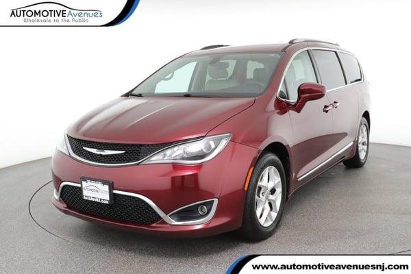 2018 chrysler pacifica in hartford, wisconsin