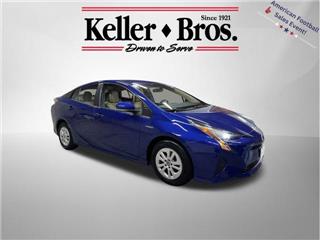 2016 Toyota Prius door 2