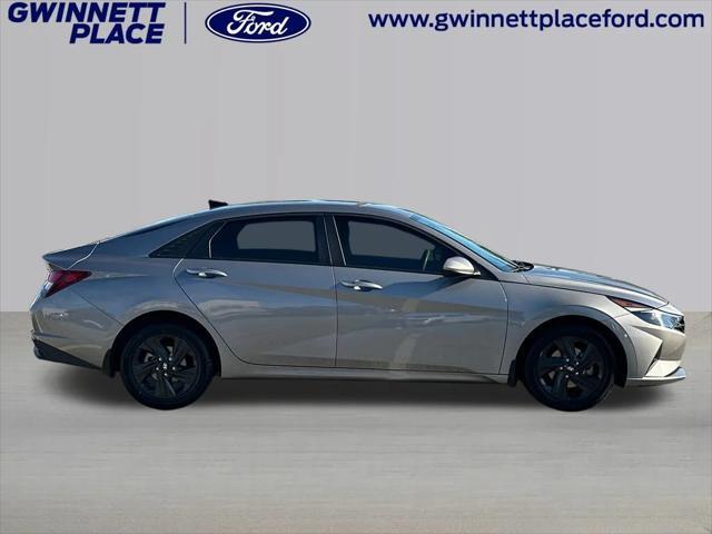 2022 hyundai elantra sel