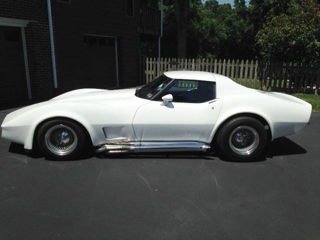nice 69 corvette mild custom, same owner since 1969, big block, 5 speed trans