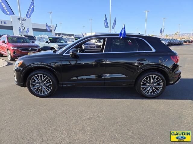 2022 audi q3 40 premium