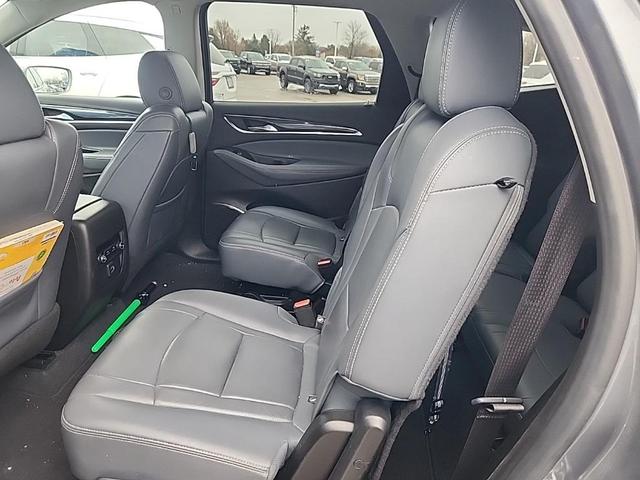 2019 buick enclave essence