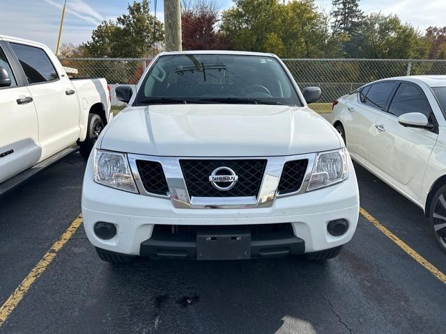 2021 nissan frontier sv