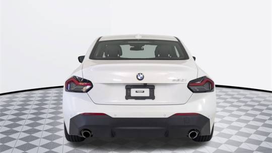 2022 bmw 2 series 230i
