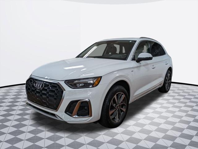 2022 audi q5 45 s line premium plus