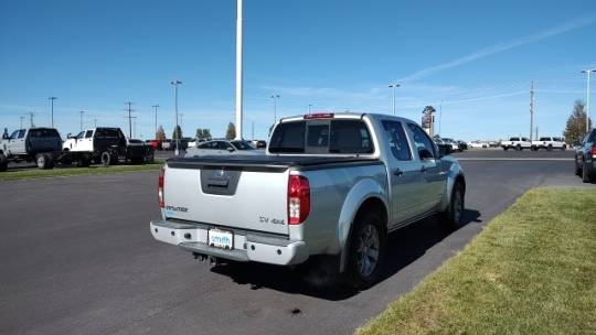 2020 nissan frontier sv