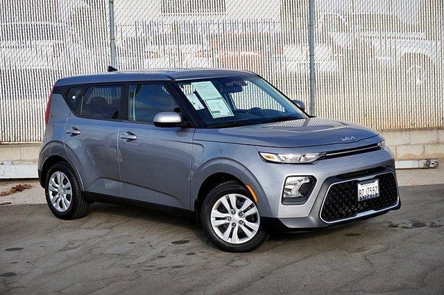 2022 kia soul lx