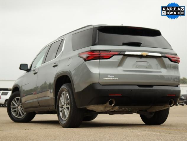 2023 chevrolet traverse lt cloth