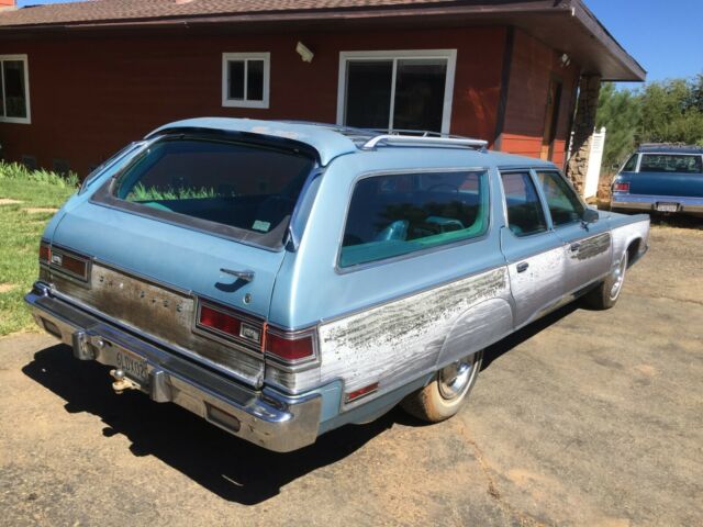 1975 chrysler town and country