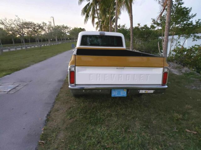 1972 chevy cheyenne - restored