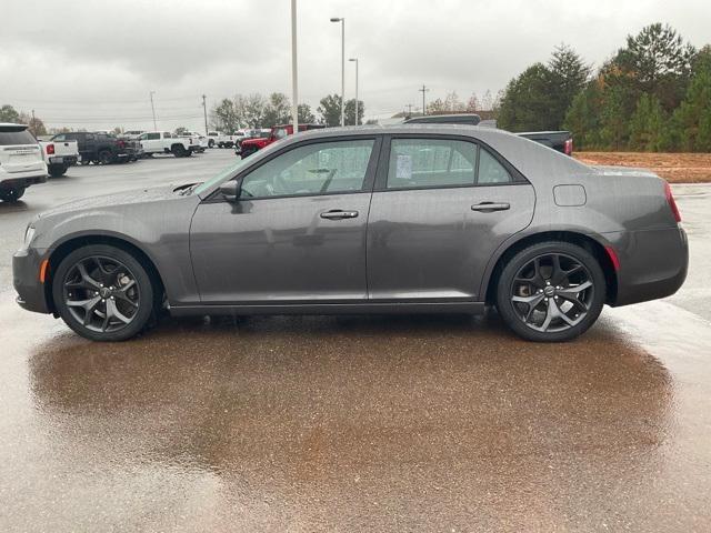2023 chrysler 300 s
