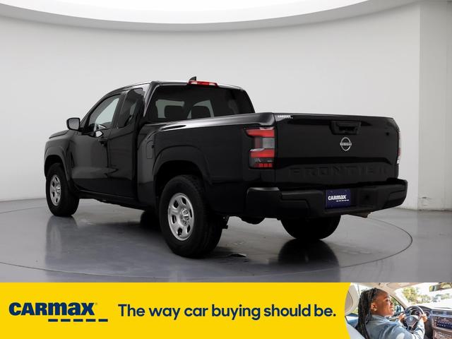 2022 nissan frontier s