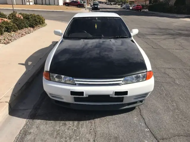 nissan r32 gtr low reserve!!