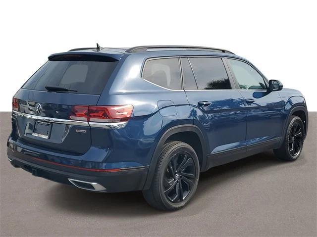 2022 volkswagen atlas 3.6l se w/technology