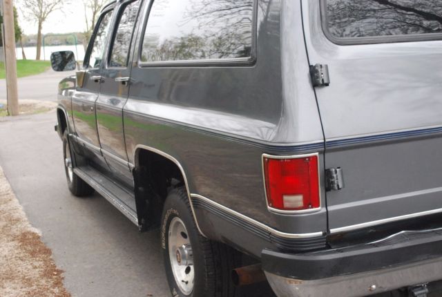 1990 chevolet suburban 1500 4wd, 5.7 liter efi v8