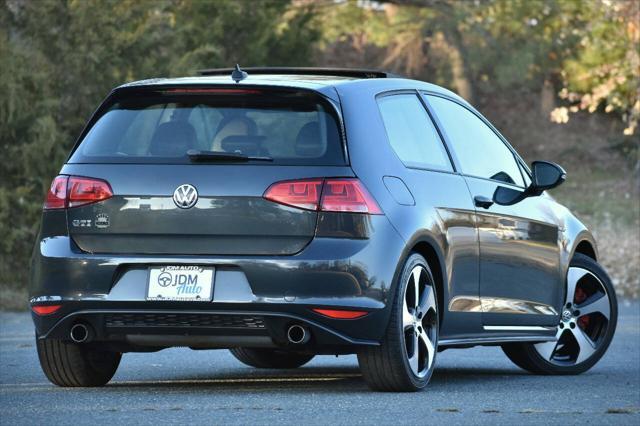 2015 volkswagen golf gti 2.0t se 2-door