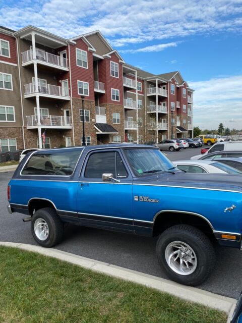 1986 dodge ramcharger suv blue 4wd automatic aw-100