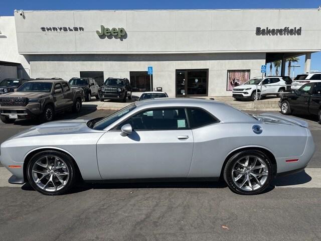 2022 dodge challenger gt