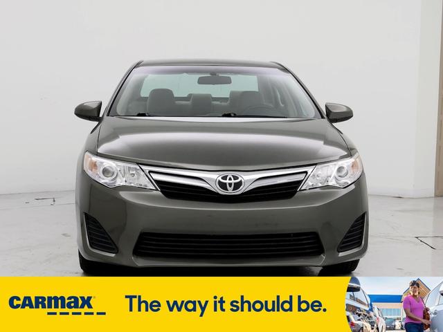 2013 toyota camry le