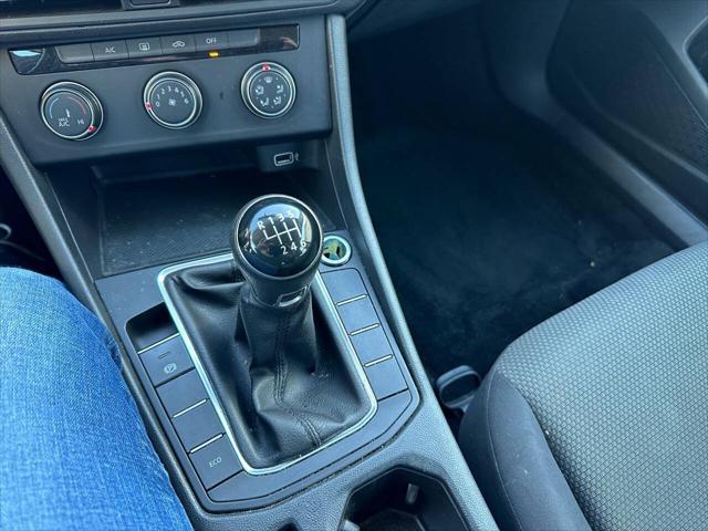 2019 volkswagen jetta 1.4t s