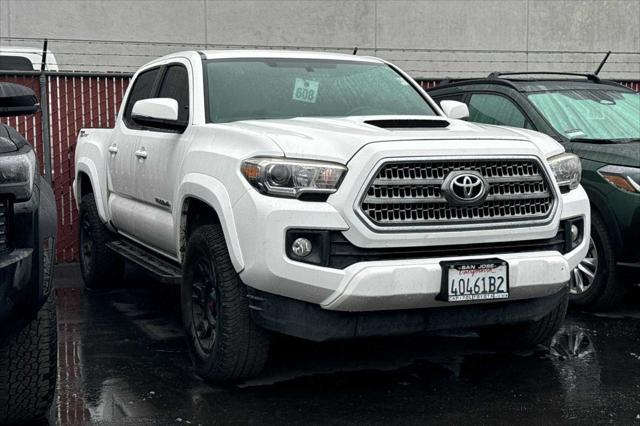 2017 toyota tacoma trd sport