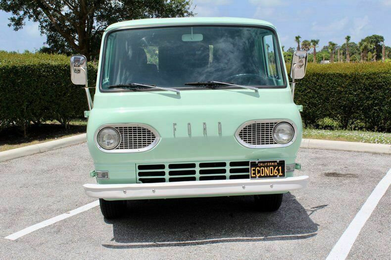 1961 ford econoline cargo