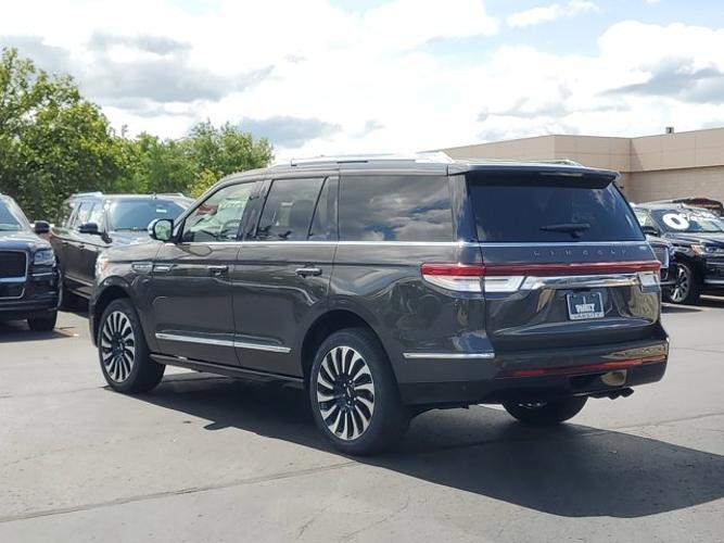 new 2024 lincoln navigator black label