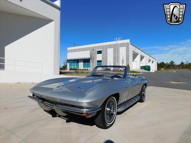 1966 chevrolet corvette base