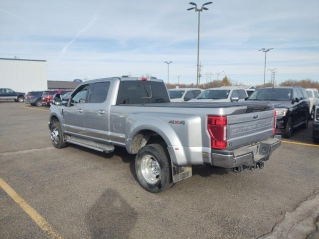 2022 ford f-350 lariat