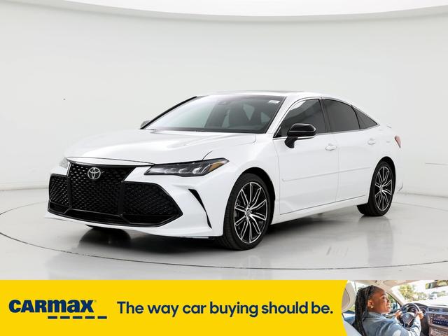 2019 toyota avalon xse