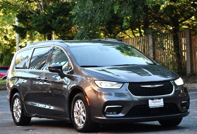 2022 chrysler pacifica touring l