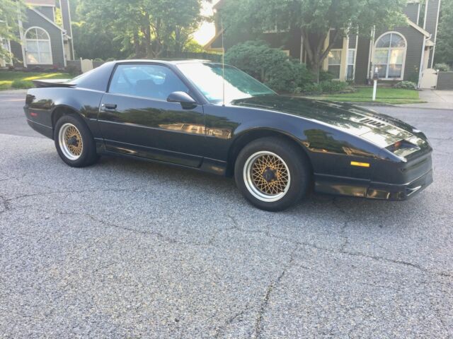 gta y84 5.7l tpi l98 5 speed j65 four wheel disc garaged well maintained