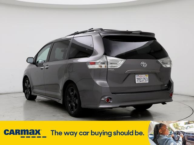 2014 toyota sienna se
