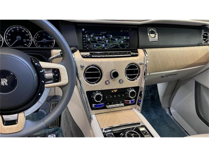 2020 rolls-royce cullinan in anaheim, california