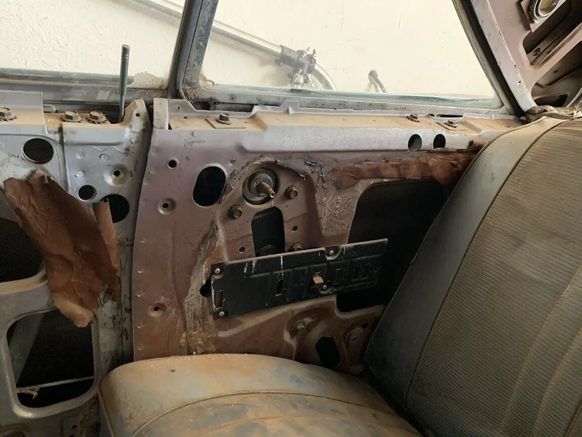 1966 ford galaxie az car 289" engine straight body very little rust, clean title