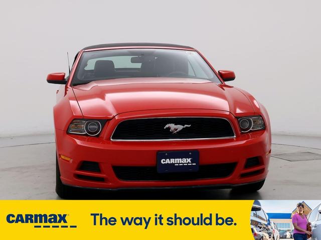 2013 ford mustang premium