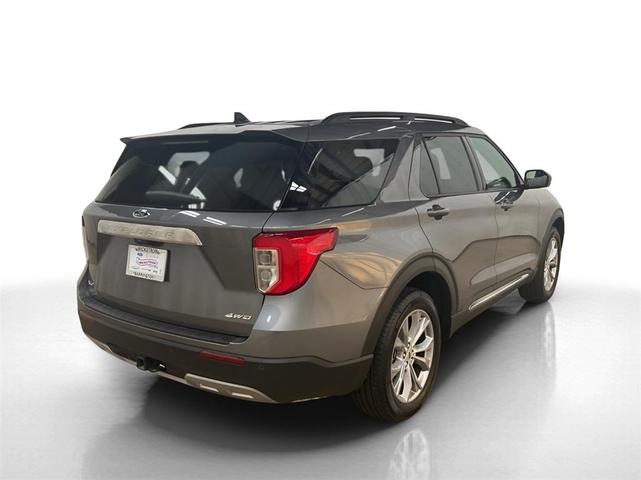 2023 ford explorer xlt