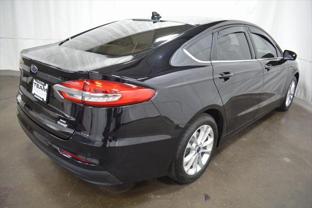 2020 ford fusion hybrid se