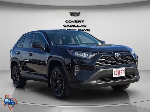 2022 toyota rav4 le