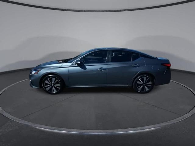 2021 nissan altima 2.5 sv