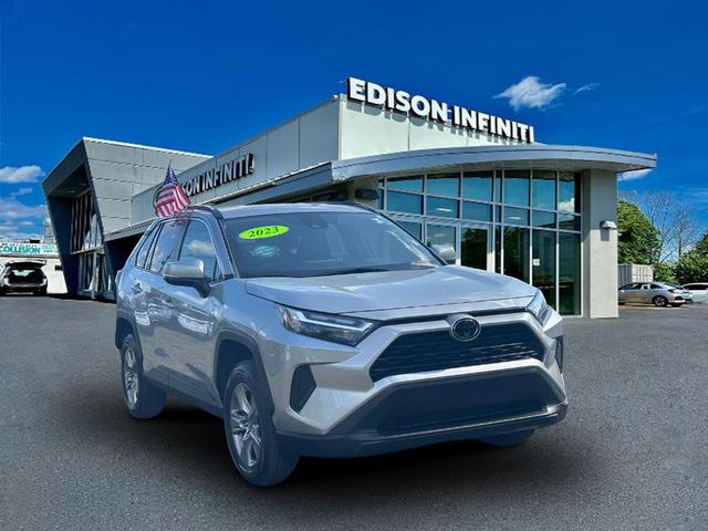2023 toyota rav4 xle