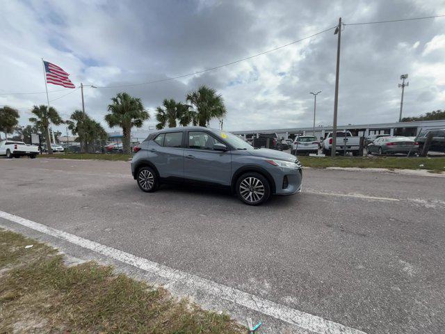 2023 nissan kicks sv