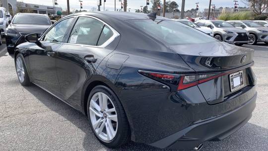 2021 Lexus IS