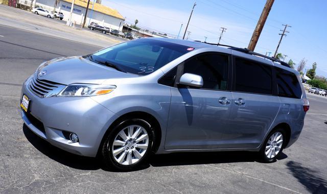 2017 toyota sienna limited premium