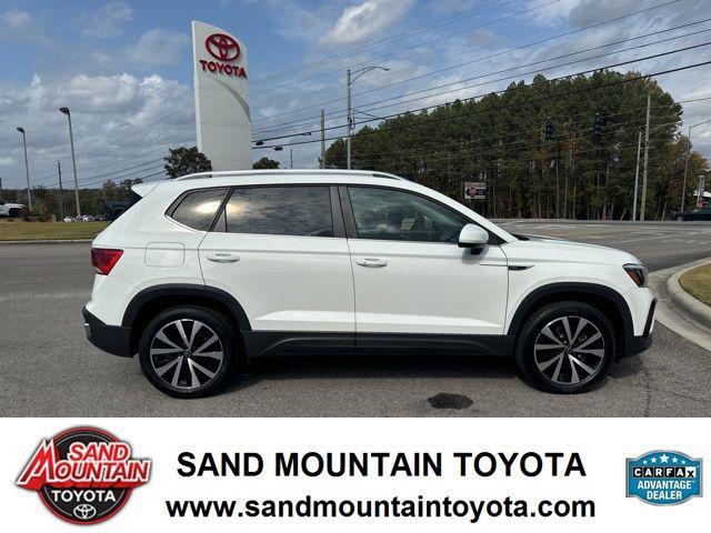 2023 volkswagen taos 1.5t se