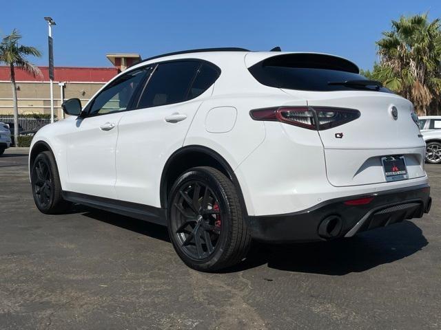 2021 alfa romeo stelvio ti sport