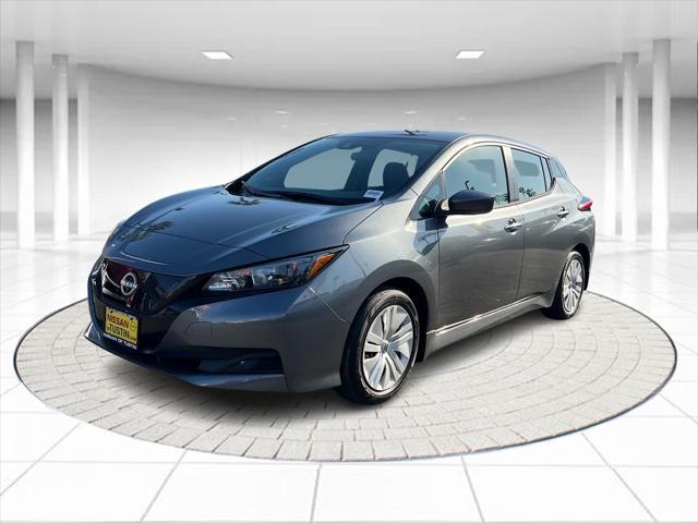 2025 nissan leaf s