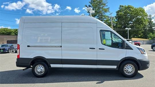 2022 ford transit 250