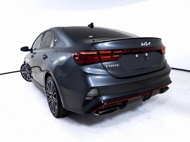 2022 kia forte gt